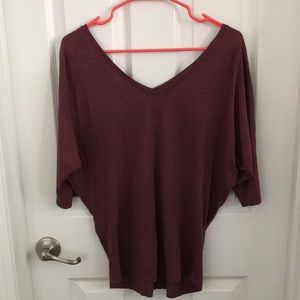 💛3 for $10💛 Oversized Burgundy Top